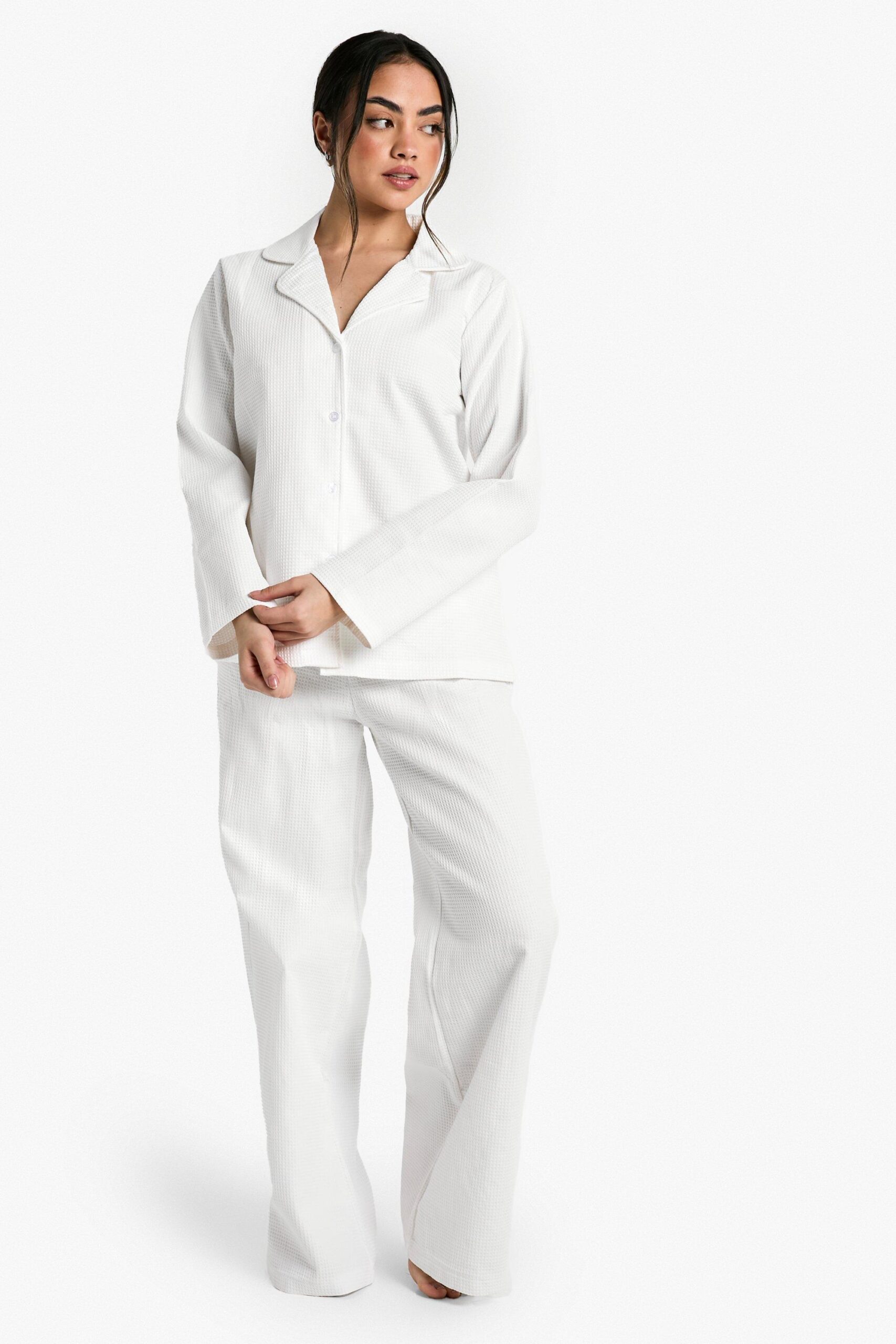 female-white-waffle-long-sleeve-shirt-&-trousers-pyjama-set (1)