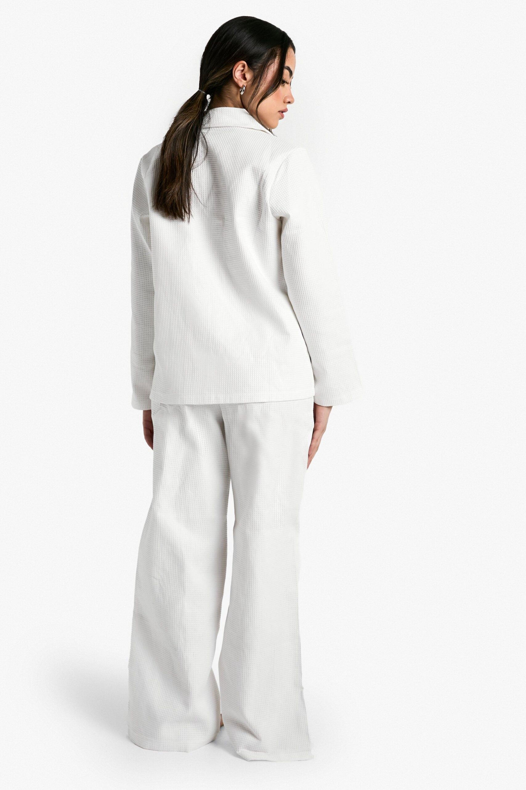 female-white-waffle-long-sleeve-shirt-&-trousers-pyjama-set